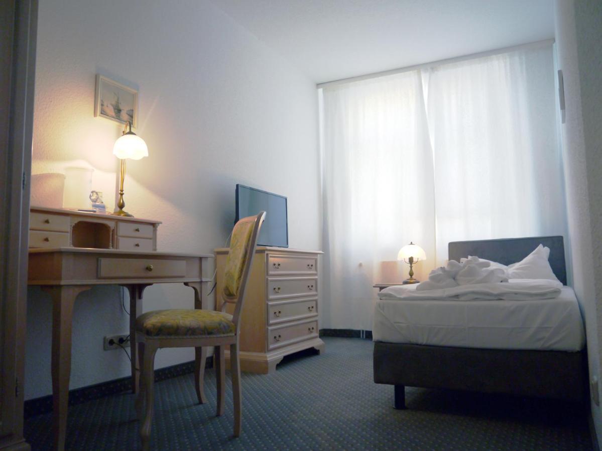 Hotel Esplanade Garni Kühlungsborn Zewnętrze zdjęcie