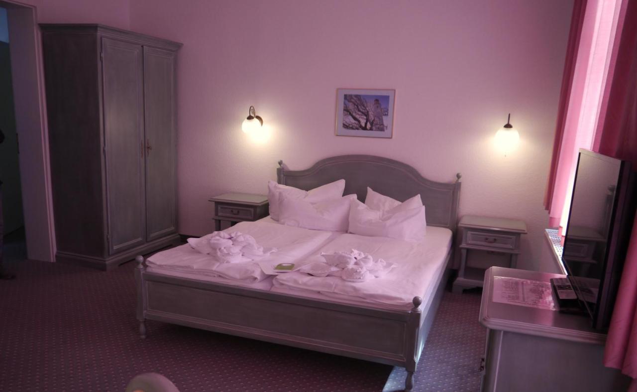 Hotel Esplanade Garni Kühlungsborn Zewnętrze zdjęcie